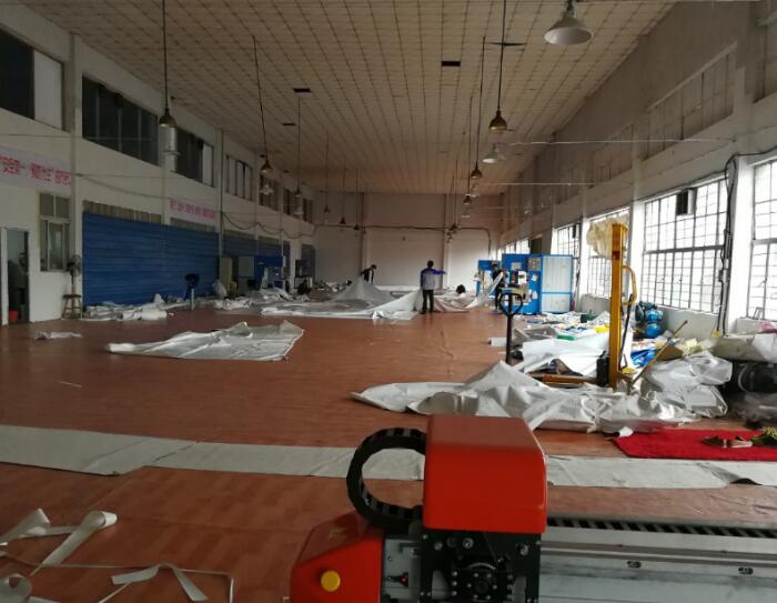 ����Ĥ��˾